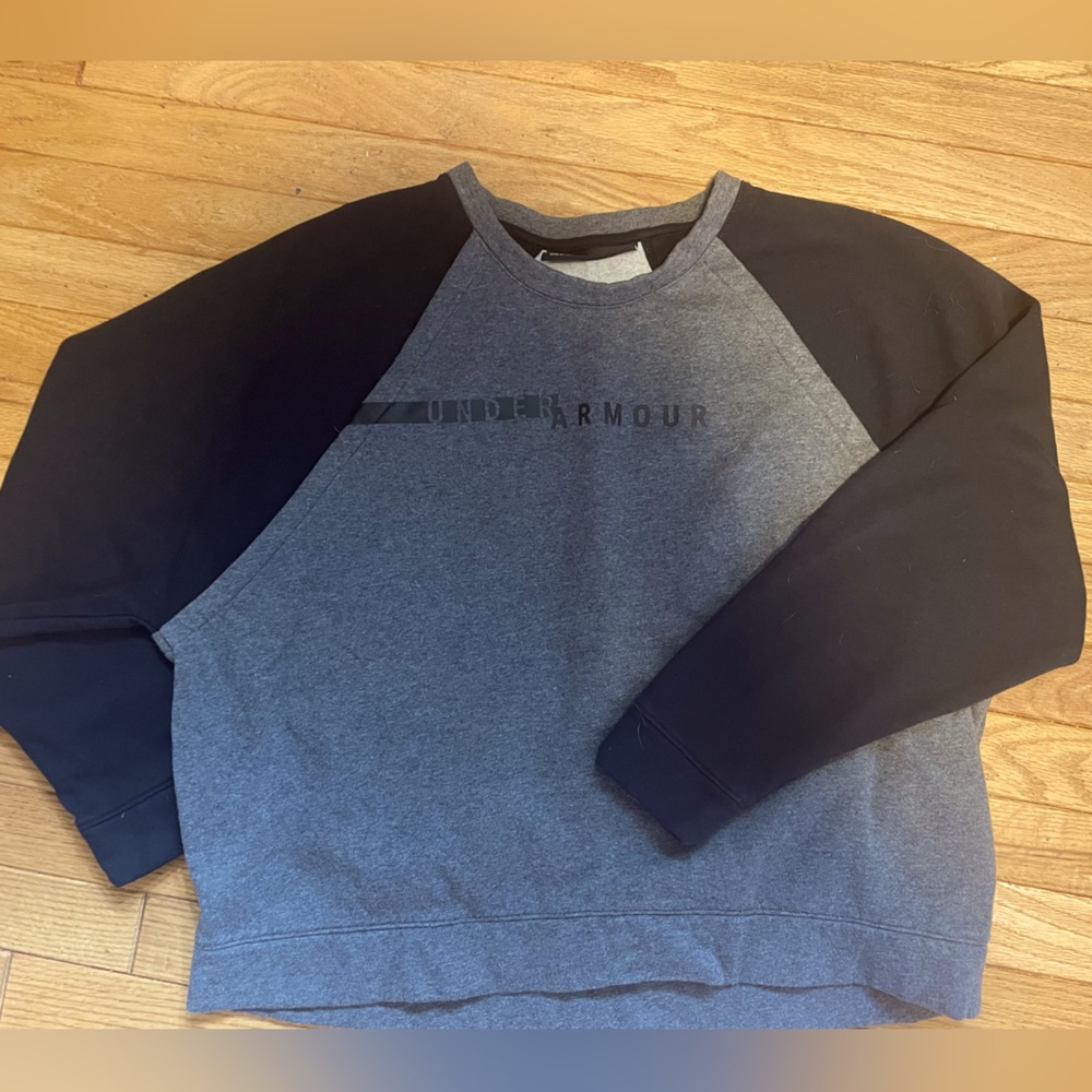 Black and grey XL under armour sweater